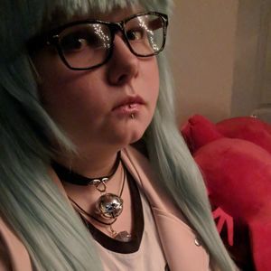 Meet your Posher, Violet